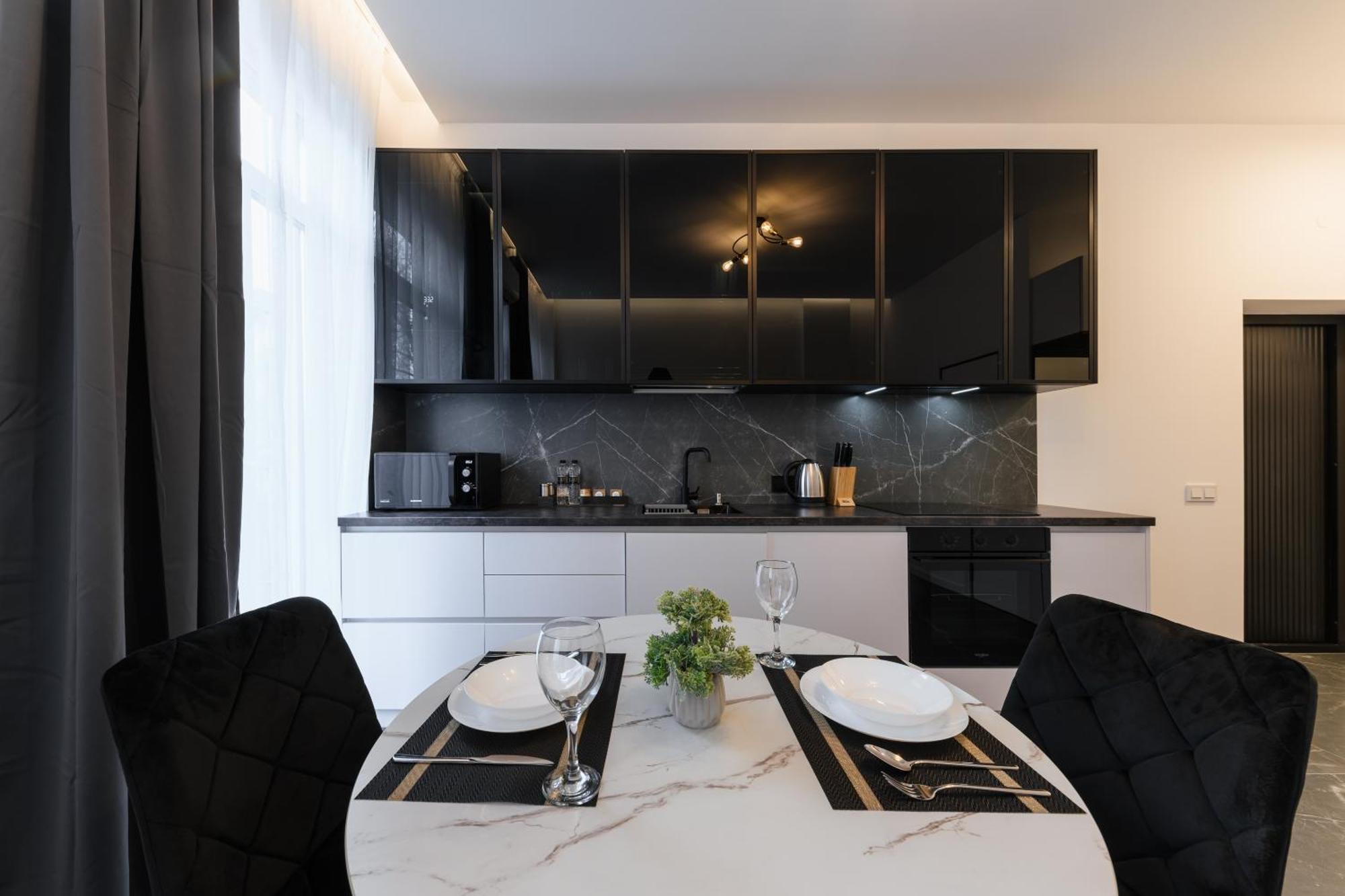 Luxury Apartments Laborca Uzhhorod Exterior photo