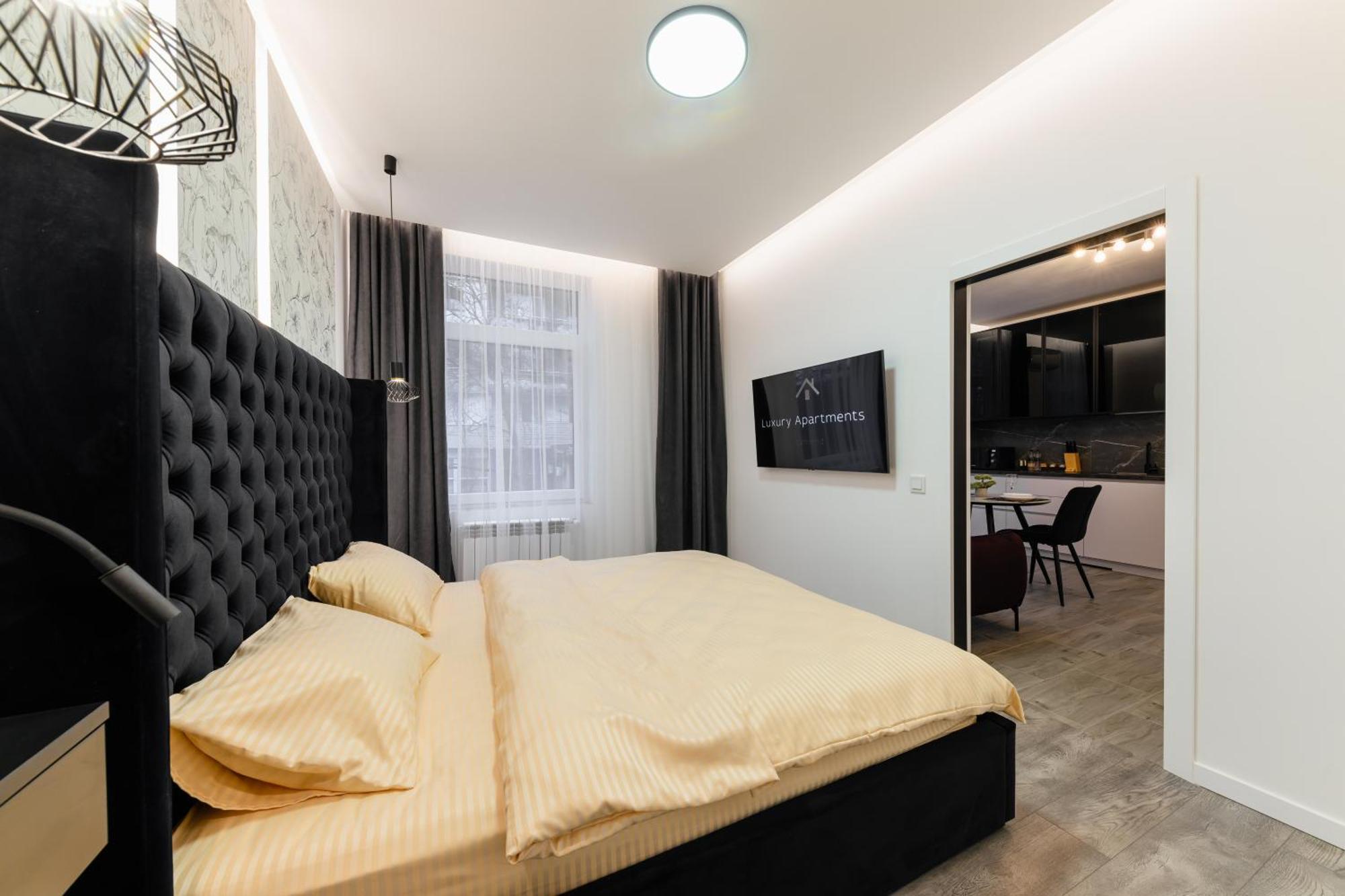 Luxury Apartments Laborca Uzhhorod Exterior photo