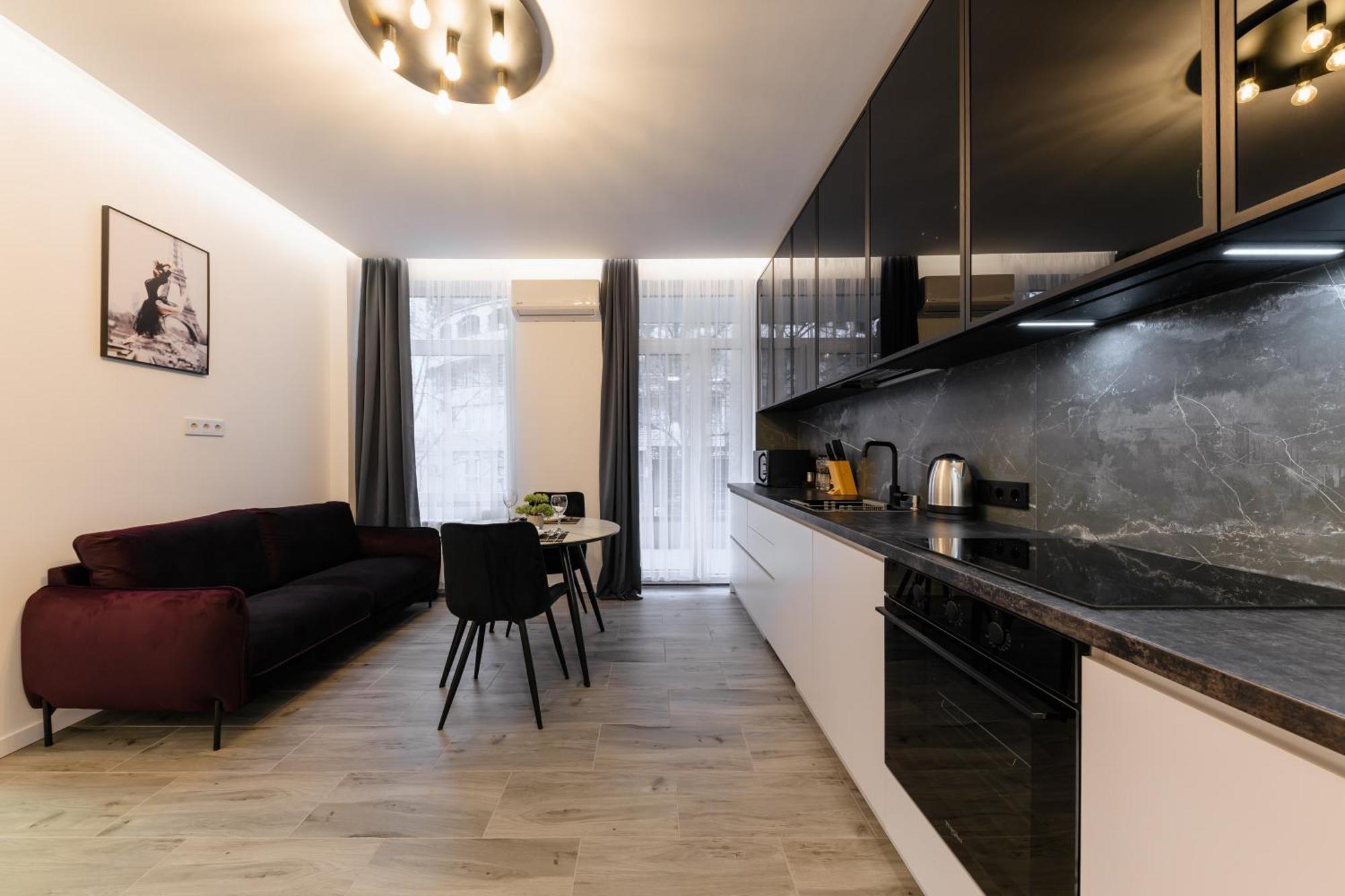 Luxury Apartments Laborca Uzhhorod Exterior photo